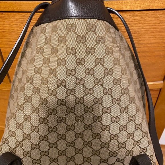 *AUTHENTIC* Gucci Logo Canvas Backpack - Picture 5 of 9